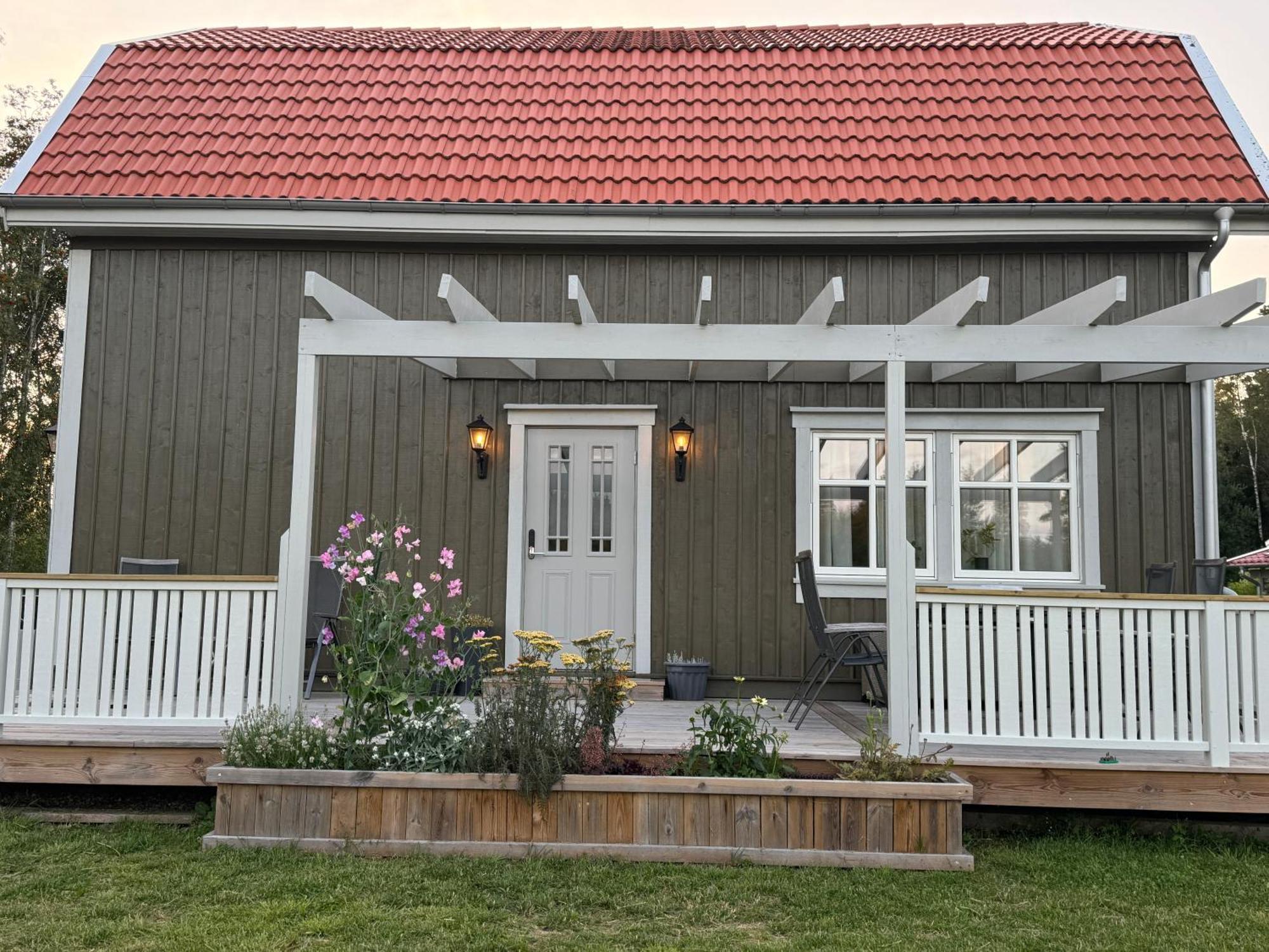 Ny Laegenhet I Vesene Apartment Ljung Exterior photo